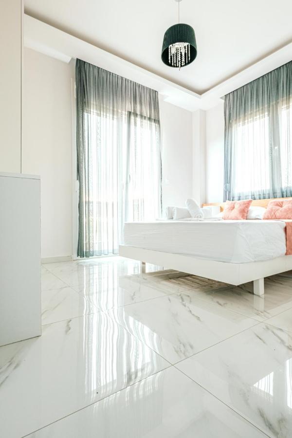 Design Suites Efharis Nea Peramos (Macedonia) Exterior foto