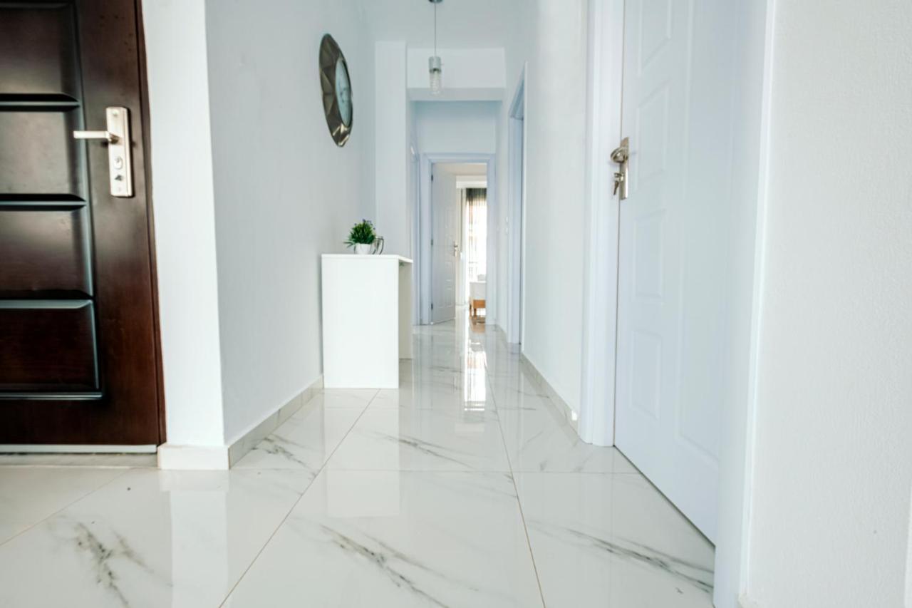 Design Suites Efharis Nea Peramos (Macedonia) Exterior foto